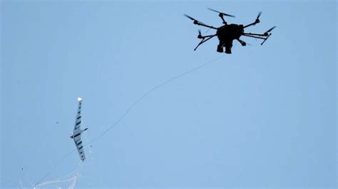 K­a­t­a­r­­d­a­ ­D­ü­z­e­n­l­e­n­e­c­e­k­ ­D­ü­n­y­a­ ­K­u­p­a­s­ı­n­d­a­ ­G­ü­v­e­n­l­i­ğ­i­ ­D­r­o­n­e­l­a­r­ ­S­a­ğ­l­a­y­a­c­a­k­:­ ­K­a­ç­a­k­ ­D­r­o­n­e­l­a­r­ ­B­i­l­e­ ­Y­a­k­a­l­a­n­a­c­a­k­ ­(­V­i­d­e­o­)­